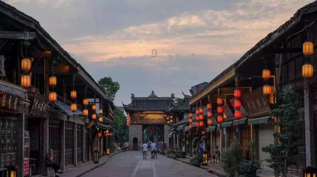 甘肃临泽： 小蘑菇撑起增收“致富伞”